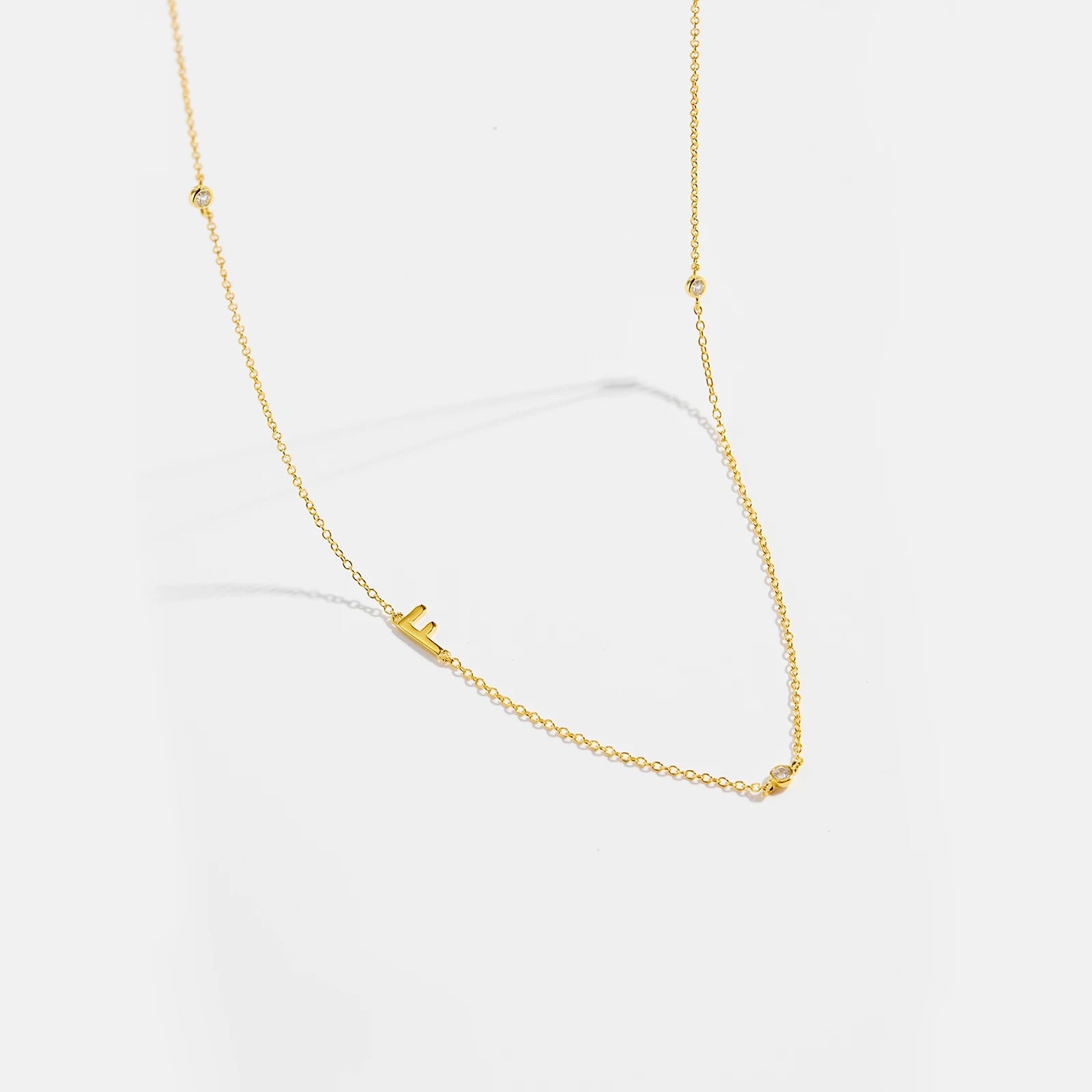 Colar Inicial + Ponto de Luz