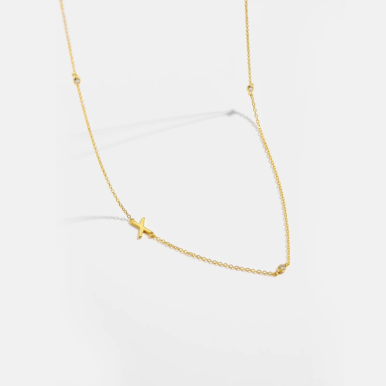 Colar Inicial + Ponto de Luz