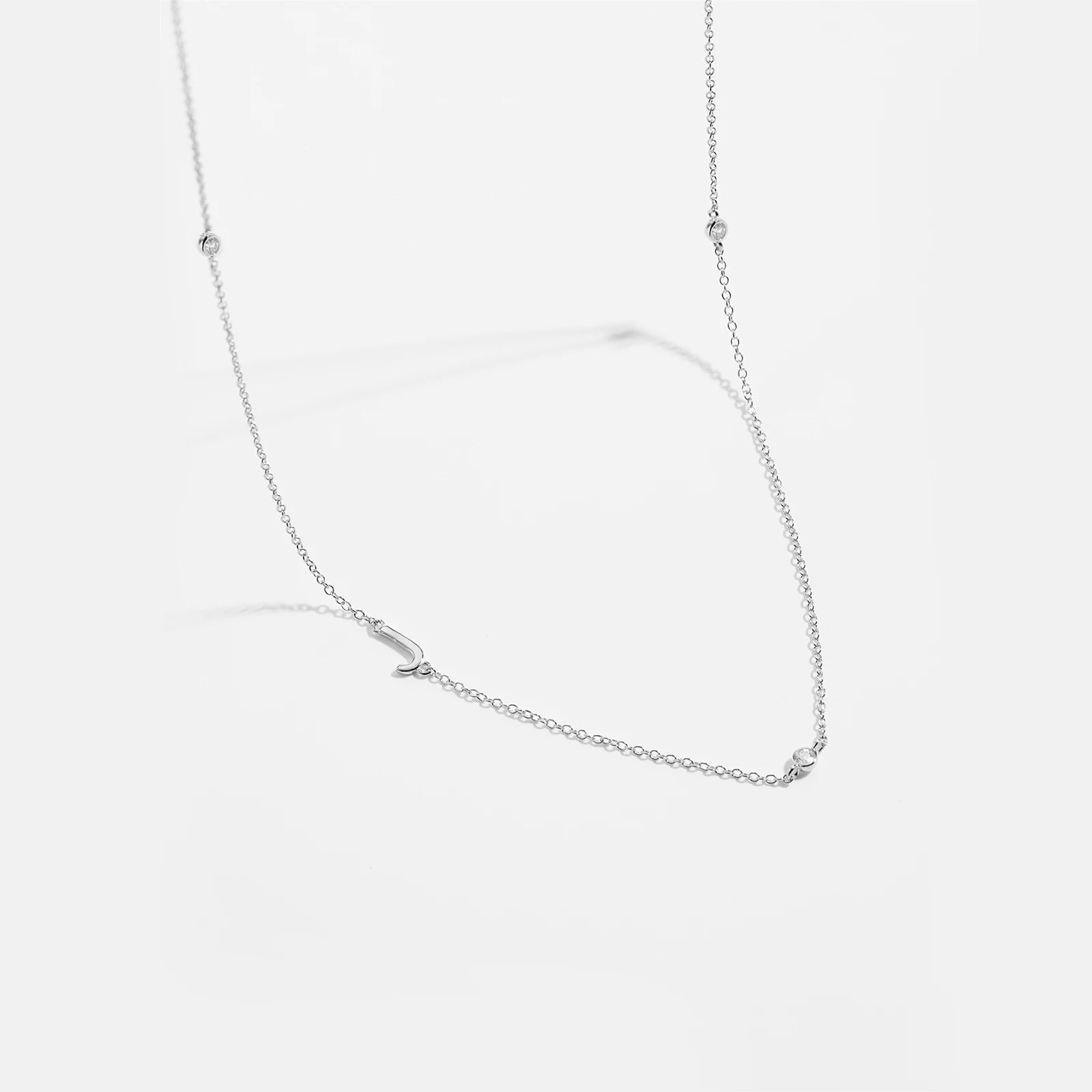 Colar Inicial + Ponto de Luz