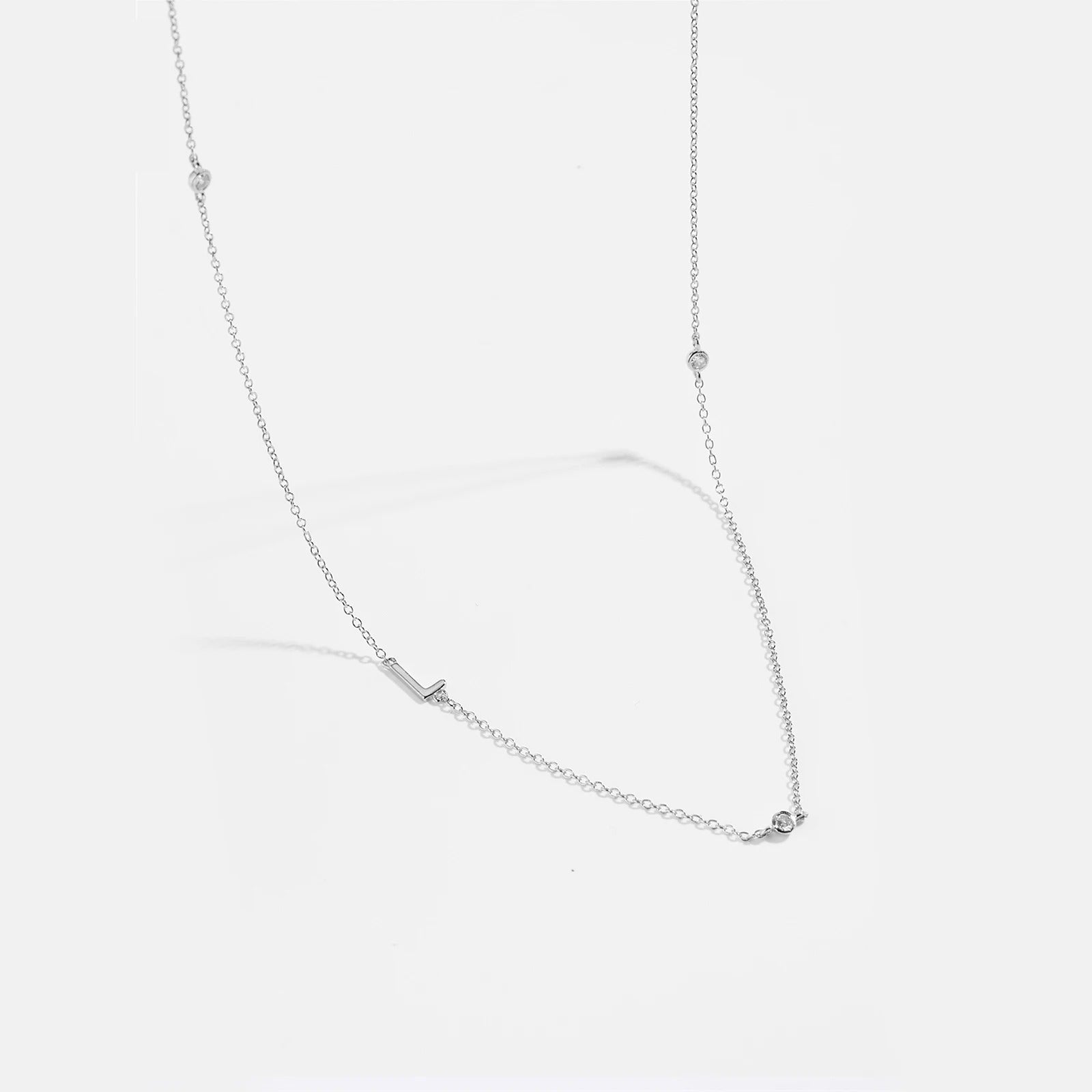 Colar Inicial + Ponto de Luz